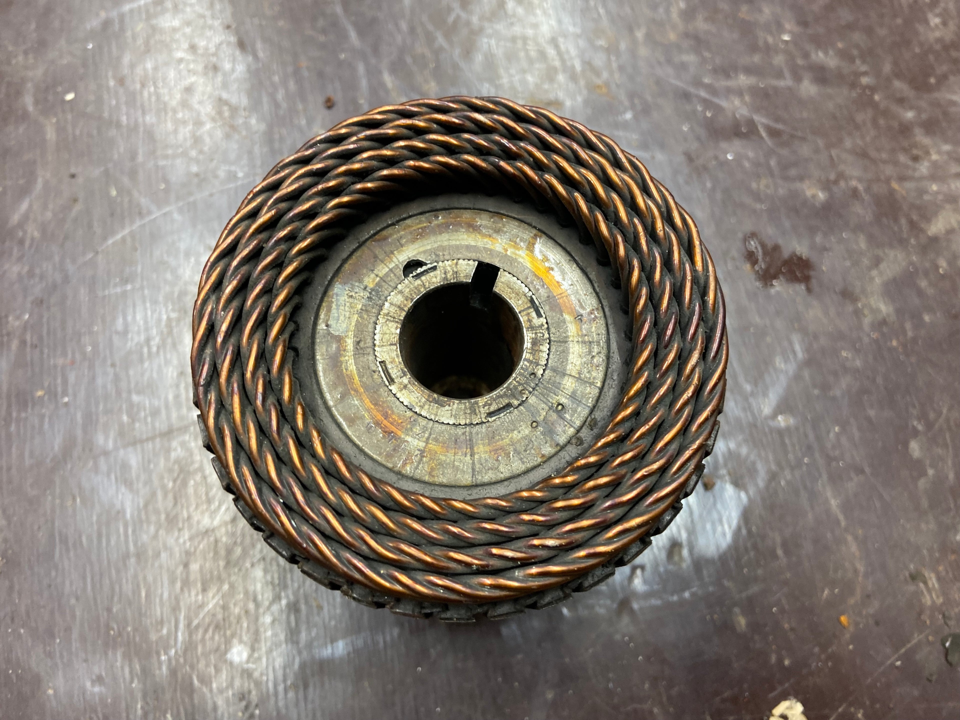 Rotor na dynamoštartér, zánovný original so zarukou