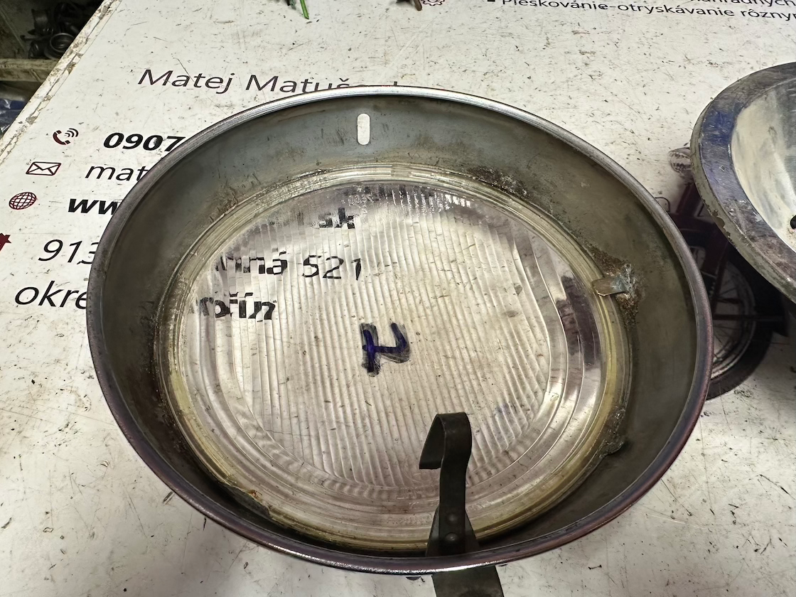 Predné svetlo č.4 KYV