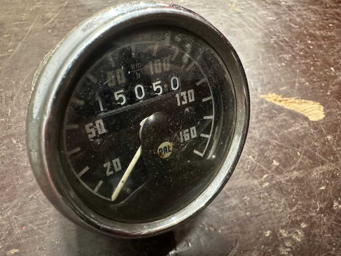 Tachometer, funkčný, počíta