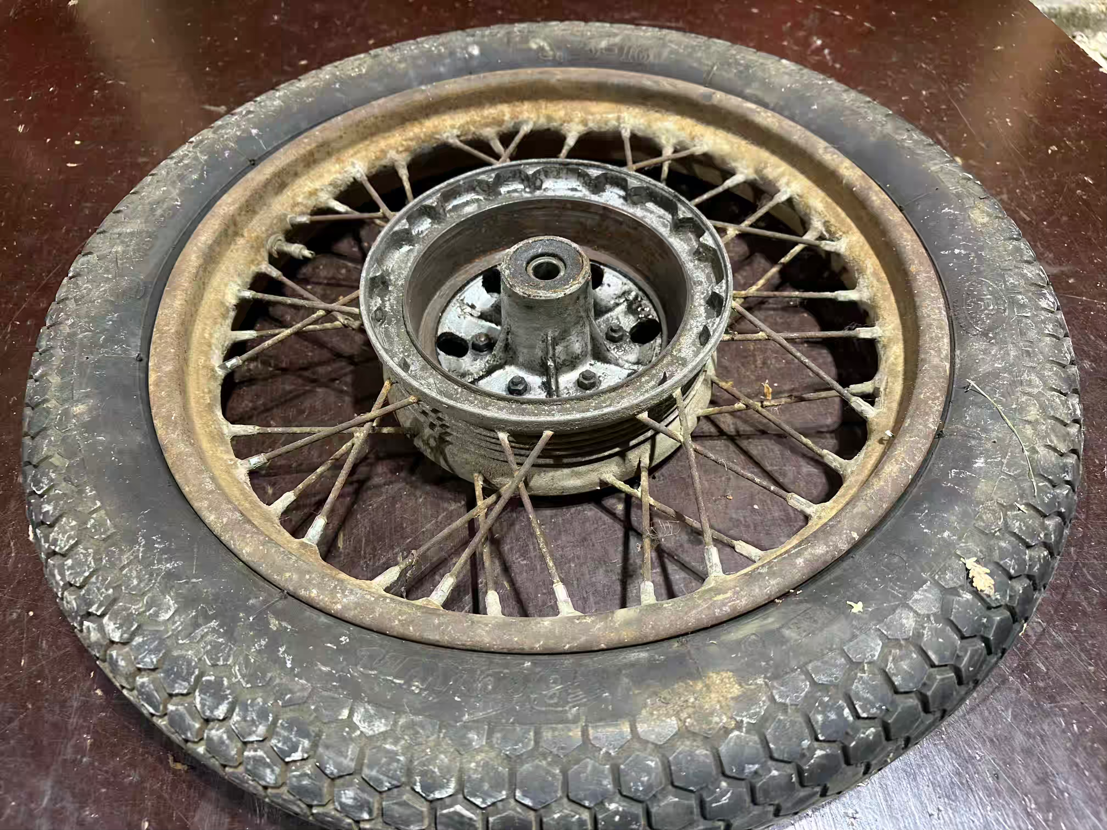 Zadné koleso 353 354