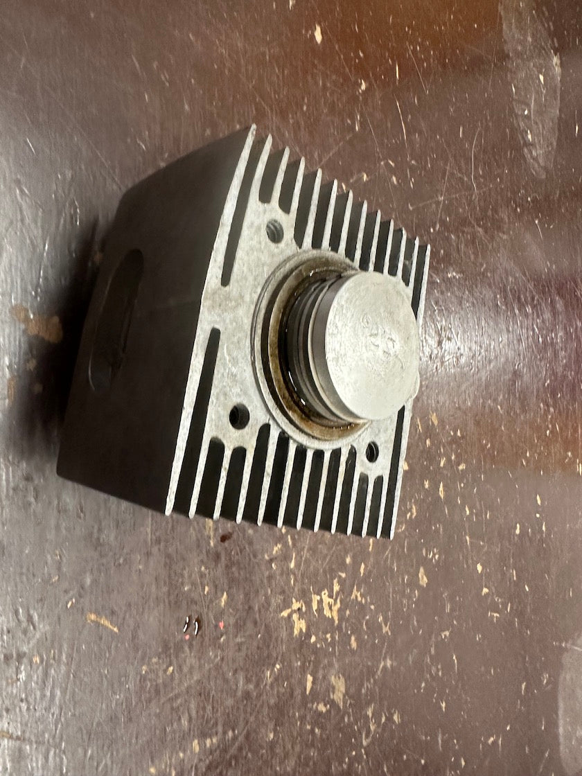 Valec+ piest, uloženka