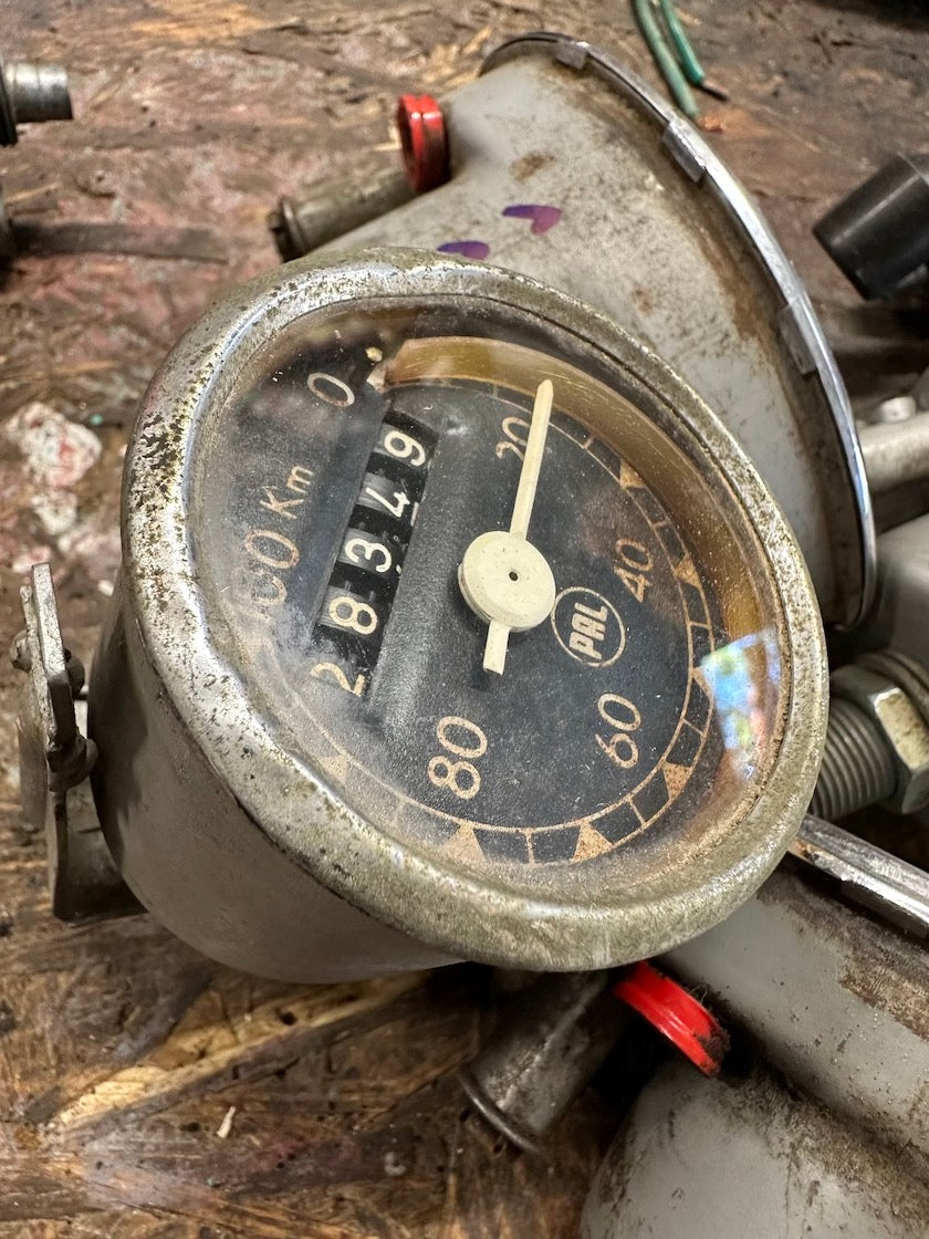 Tachometer PAL čz 125 150c, funkčný, počíta km