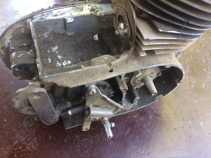 Motor ČZ upraveny na skuter