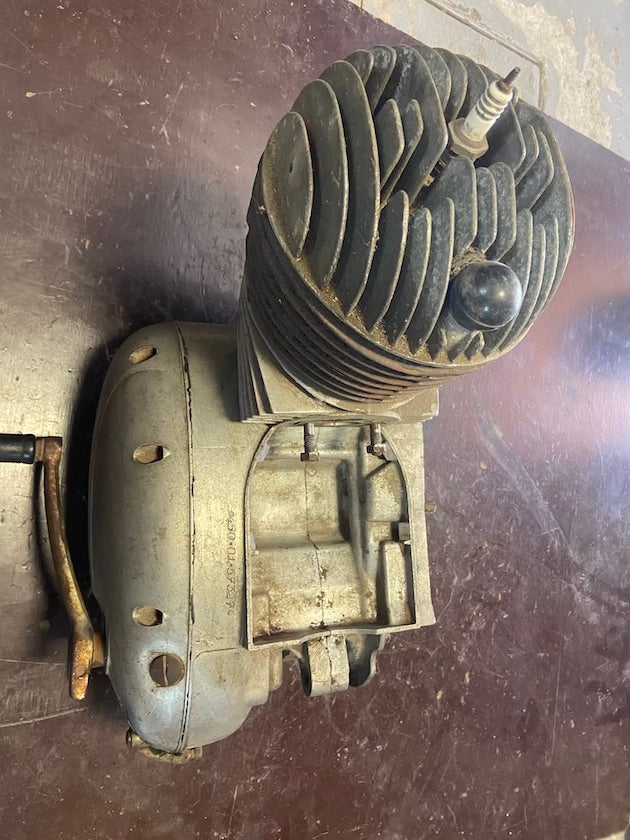 Motor ČZ 175/450 na výbrus