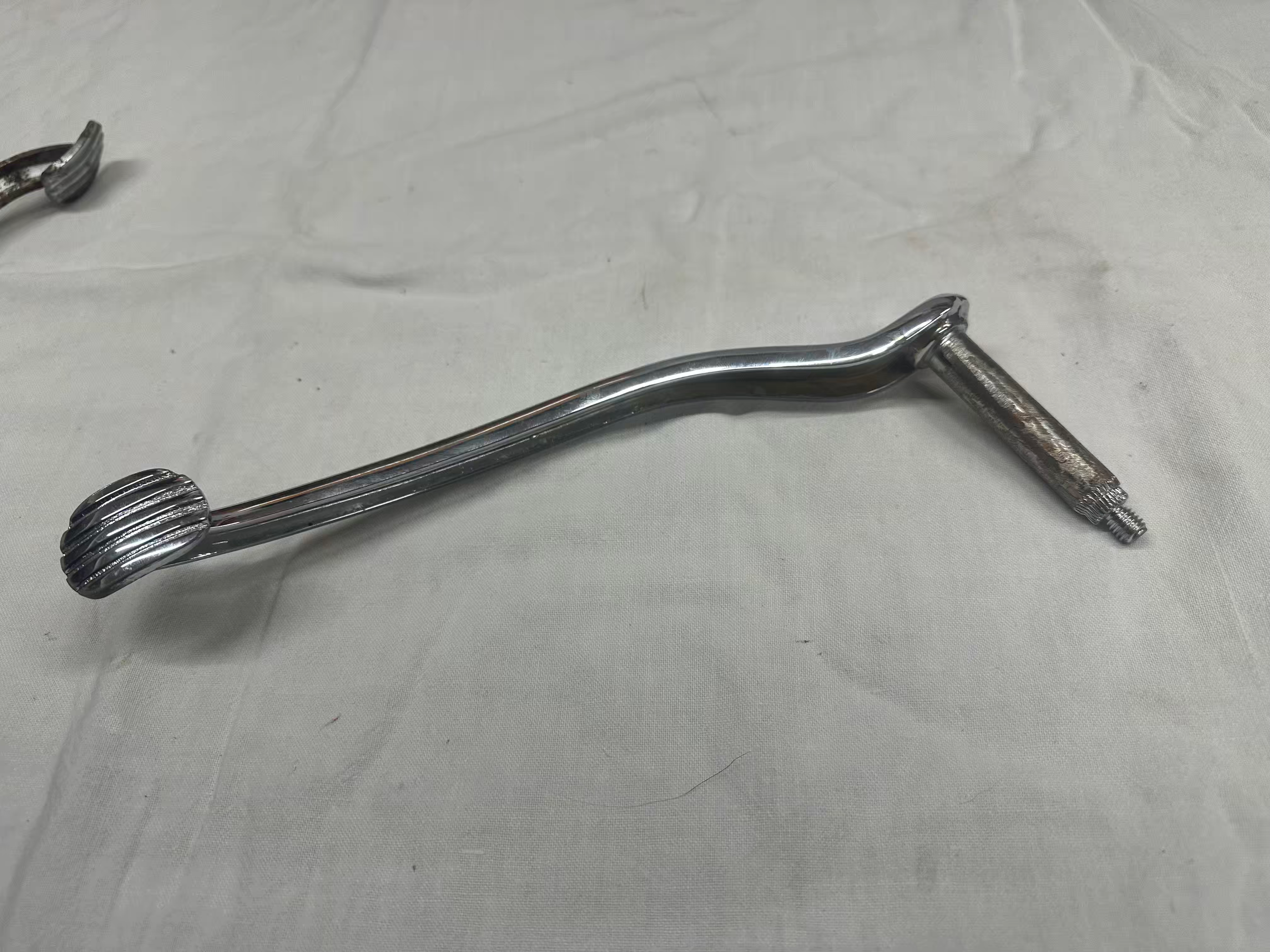 Brzdová páka 350 prechrómovaná