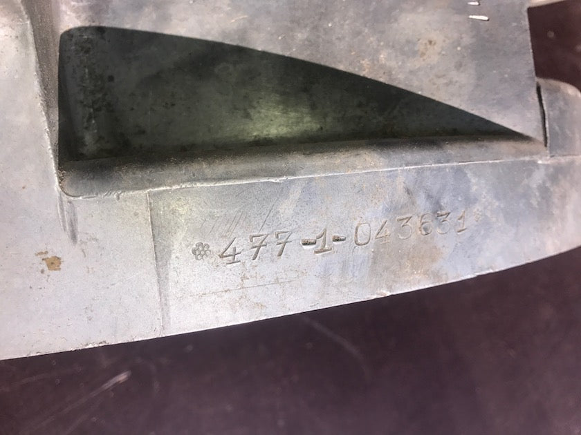 Bloky motora / kártre