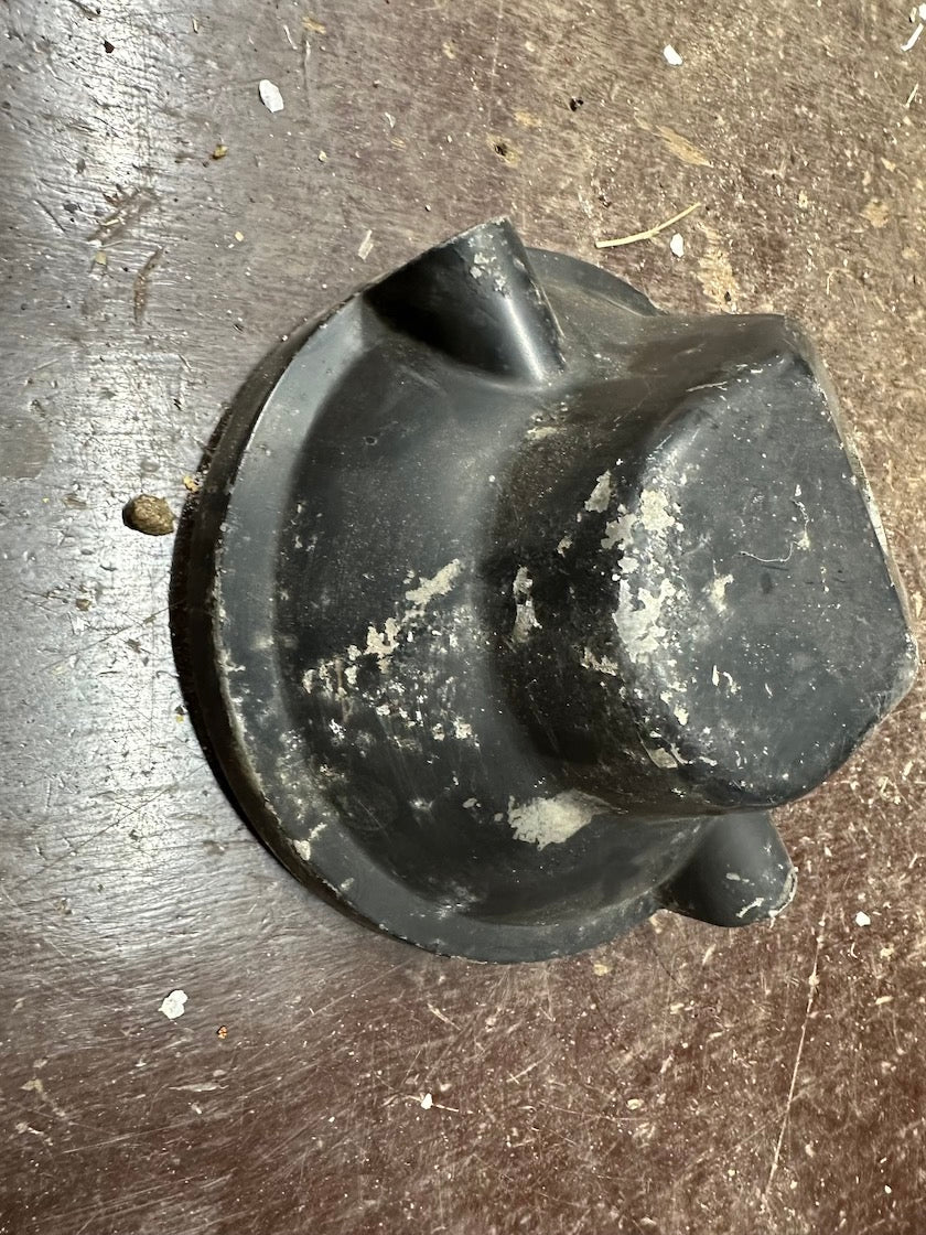 Zadná časť svetla, Liatinová