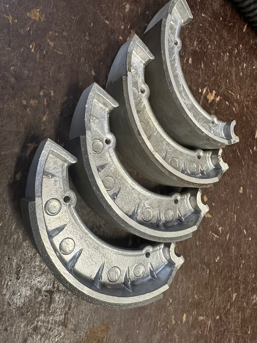 Brzdová Čelusť  pakne kus duplex