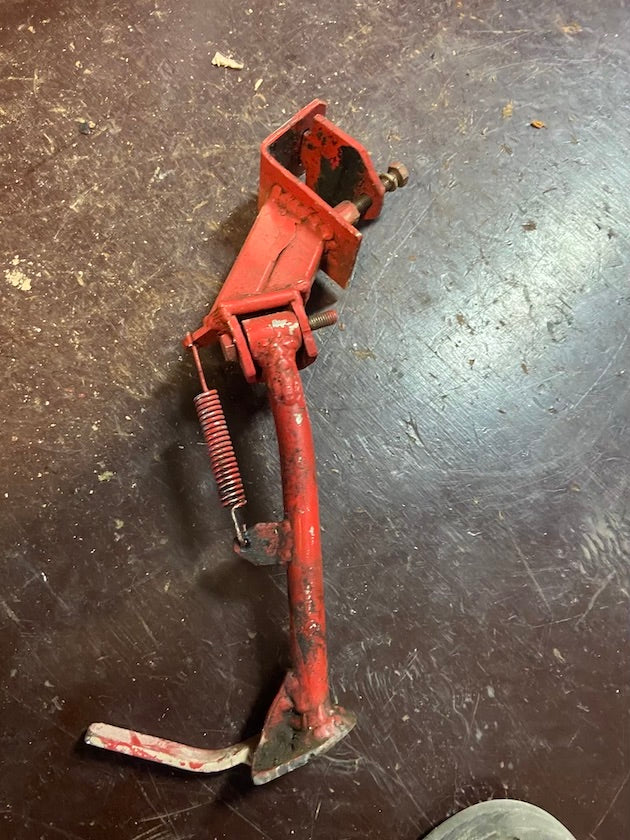 Bočný stojan, upravený