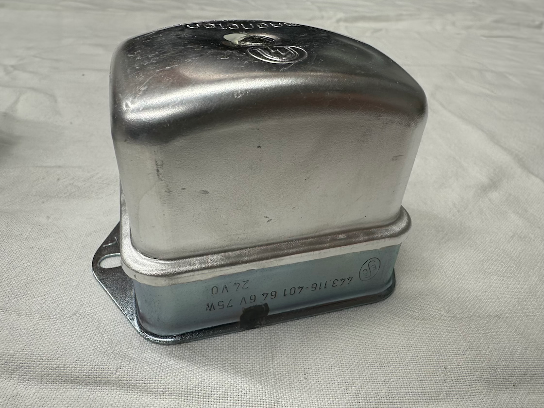 Regulátor napätia 6V/75W CZE