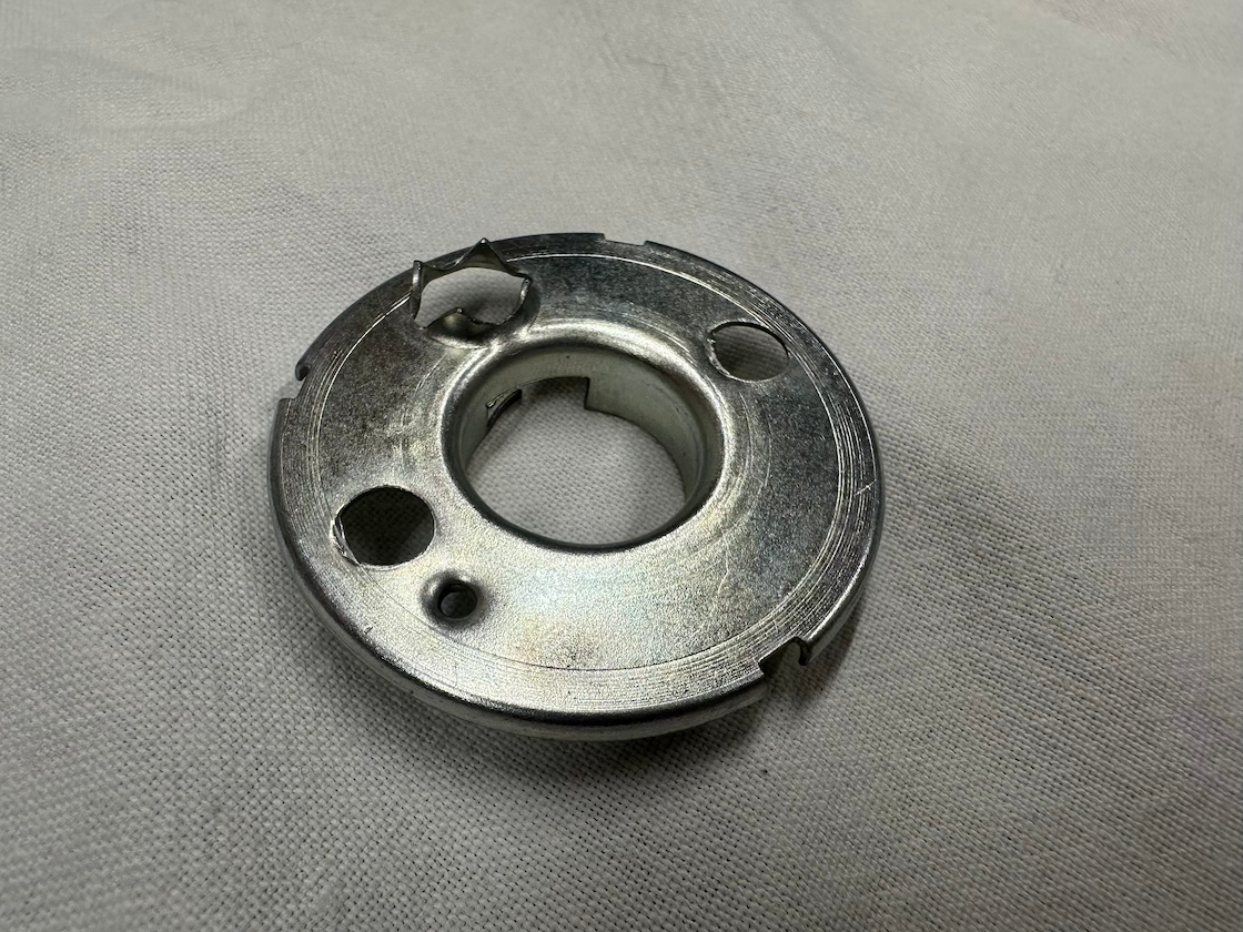 Vnútorná objímka Žiarovky KYV