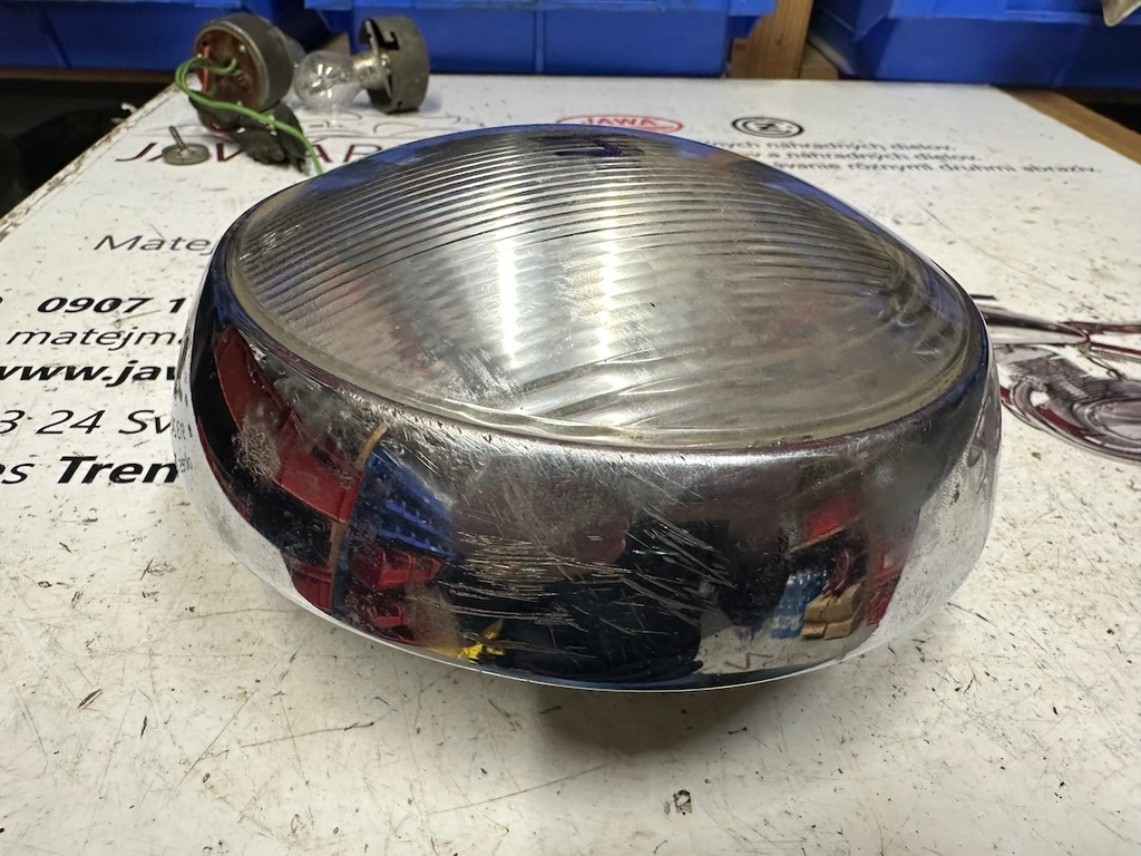 Predné svetlo č.3 KYV